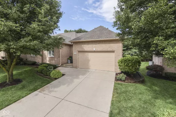 1454 Heron Ridge BLVD, Greenwood, IN 46143