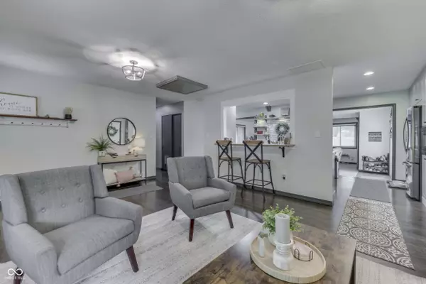 110 N Tresslar AVE, Bargersville, IN 46106