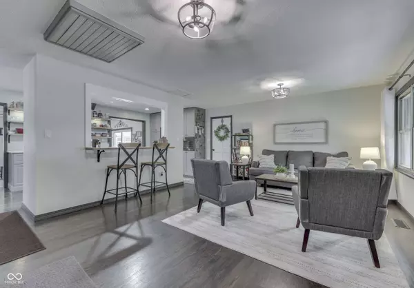 110 N Tresslar AVE, Bargersville, IN 46106