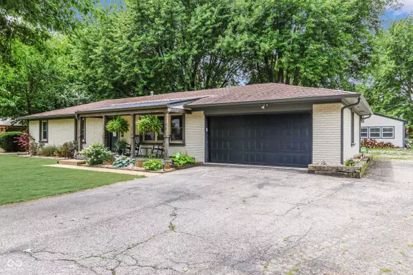 110 N Tresslar AVE, Bargersville, IN 46106