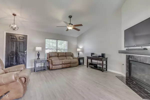 1238 Valley Forge DR, Indianapolis, IN 46234