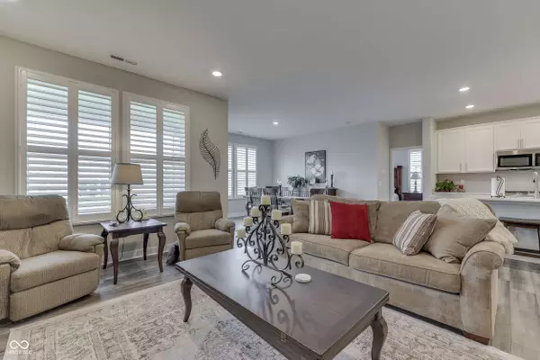3644 Chalmers DR, Bargersville, IN 46106