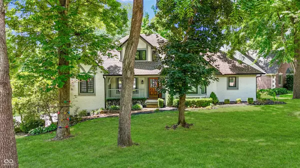 6357 Deerwood CT, Greenwood, IN 46143