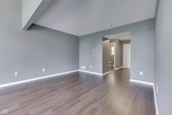 7208 Parklake PL, Indianapolis, IN 46217