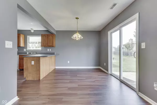 7208 Parklake PL, Indianapolis, IN 46217
