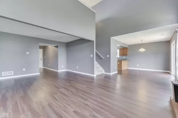 7208 Parklake PL, Indianapolis, IN 46217