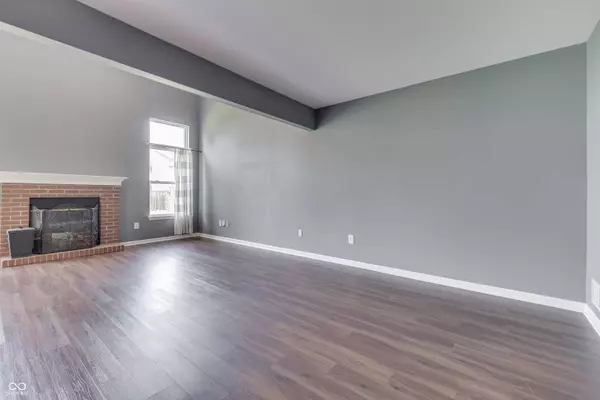 7208 Parklake PL, Indianapolis, IN 46217