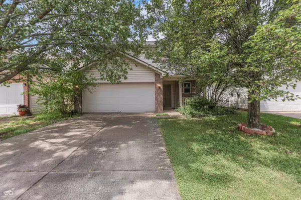 7208 Parklake PL, Indianapolis, IN 46217