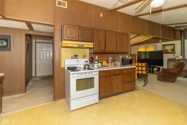 2487 E 600 N, Greenfield, IN 46140