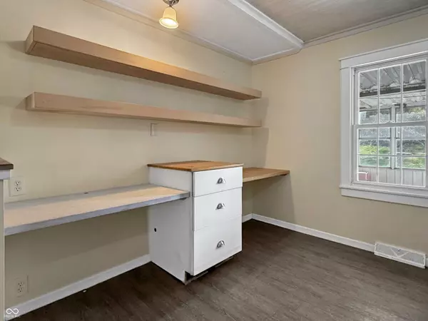 5325 W Smith Valley RD, Greenwood, IN 46142