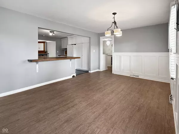 5325 W Smith Valley RD, Greenwood, IN 46142