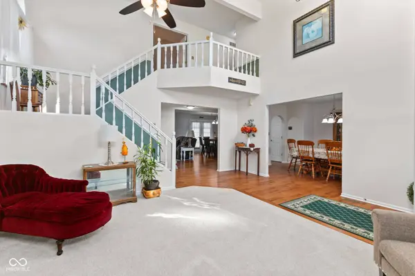 4776 Oakton WAY, Greenwood, IN 46143