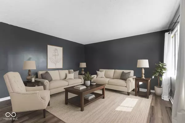 230 Parkview DR, Whiteland, IN 46184