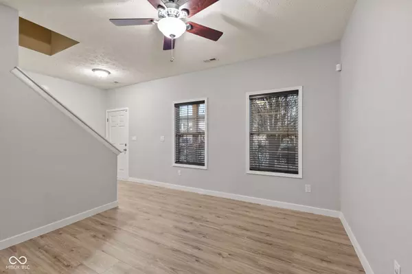 5825 Jackie LN, Indianapolis, IN 46221