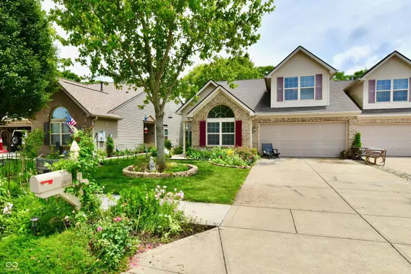 2805 Rylee CT, Greenwood, IN 46143