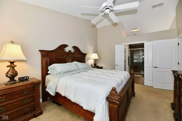 2805 Rylee CT, Greenwood, IN 46143