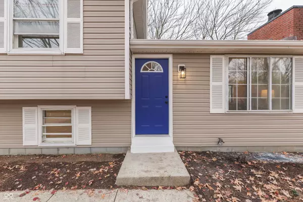 1250 Commission RD, Greenwood, IN 46142