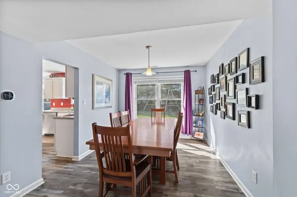 628 Prince DR, Greenwood, IN 46142