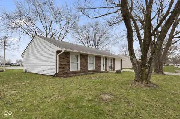 159 Village RD, Bargersville, IN 46106