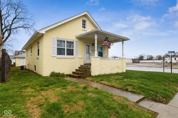 154 E Washington ST, Mooresville, IN 46158