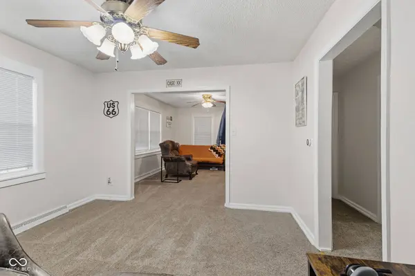 154 E Washington ST, Mooresville, IN 46158
