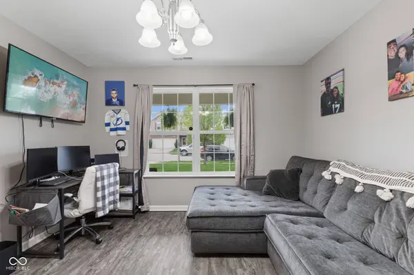 7436 Eddie LN, Camby, IN 46113