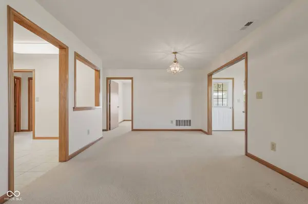 7947 Bentley Commons DR, Indianapolis, IN 46259