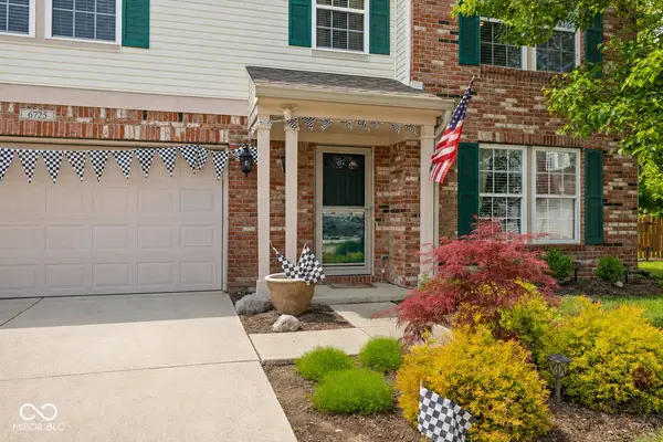 6725 Amber Springs WAY, Indianapolis, IN 46237