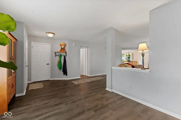 6725 Amber Springs WAY, Indianapolis, IN 46237