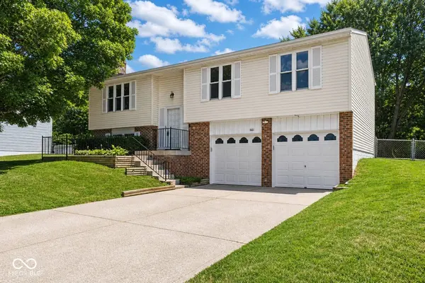 1161 Rosengarten DR, Greenwood, IN 46142