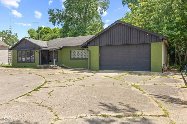 149 W Boggstown RD, Shelbyville, IN 46176