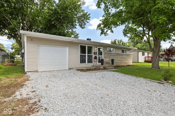 2020 Newcomer LN, Beech Grove, IN 46107