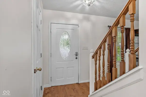 1200 Breaside CT, Greenwood, IN 46143