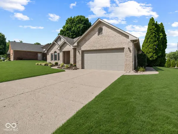4548 Silver Springs DR, Greenwood, IN 46142