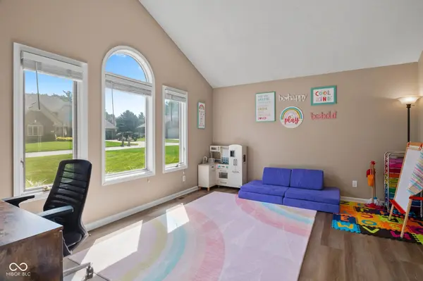 4548 Silver Springs DR, Greenwood, IN 46142