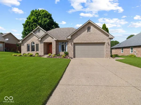 4548 Silver Springs DR