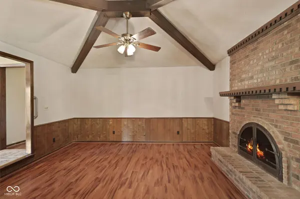 199 N Windmill TRL, Greenwood, IN 46142