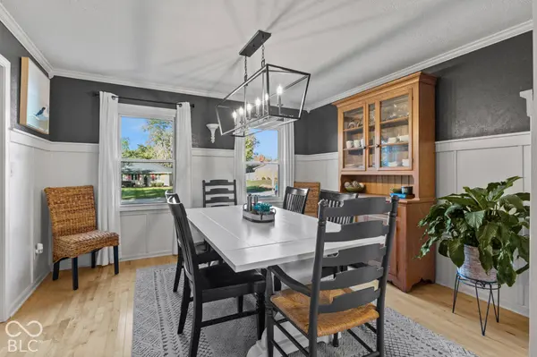 915 Margueritta WAY, Greenwood, IN 46143