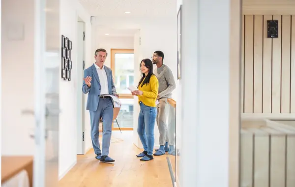 Reality vs. Reel: How to Approach House Flipping as a Realistic Business Venture