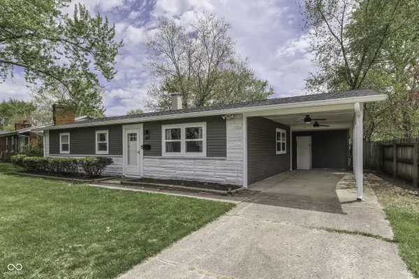 419 Hollybrook DR, New Whiteland, IN 46184