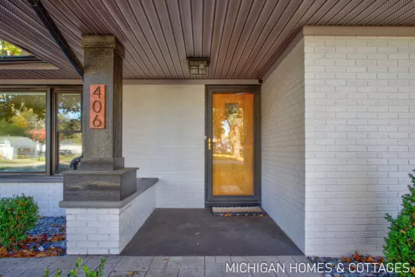 Holland, MI 49424,406 Howard Ave