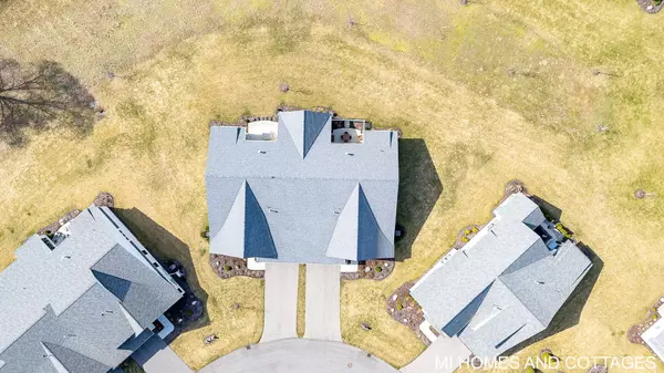 170 Prairie View Court, Holland, MI 49424