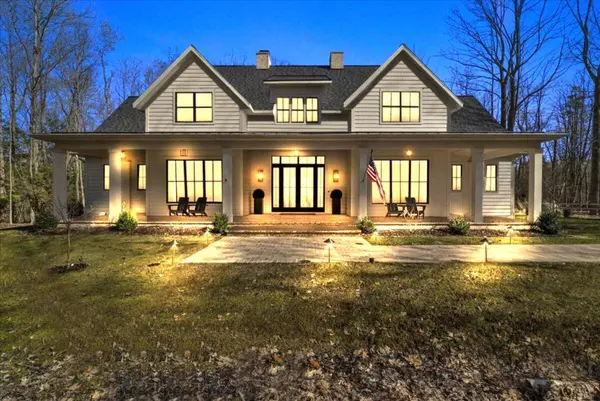 7077 Larue Lane, Fennville, MI 49408