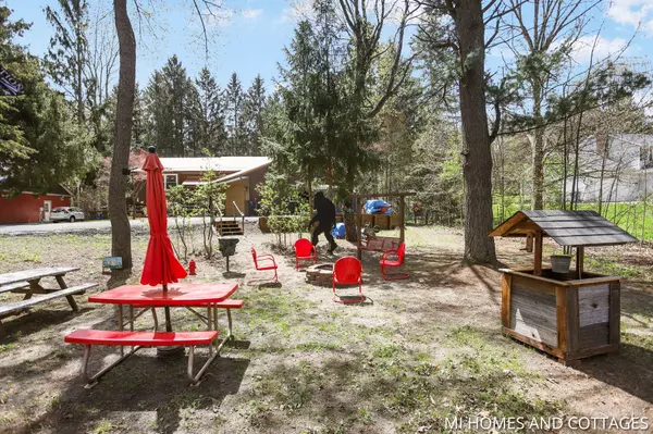 15810 Ryan Drive, Holland, MI 49424