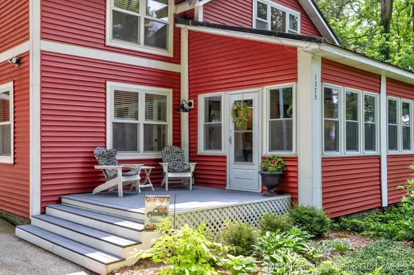 1375 Waukazoo Drive, Holland, MI 49424