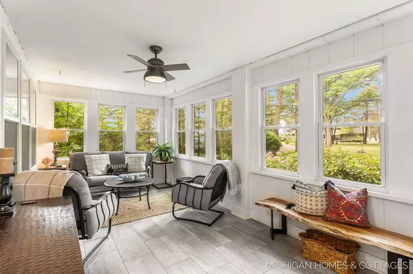 1375 Waukazoo Drive, Holland, MI 49424