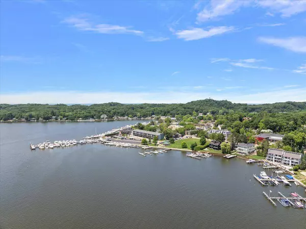 337 Culver Street, Saugatuck, MI 49453