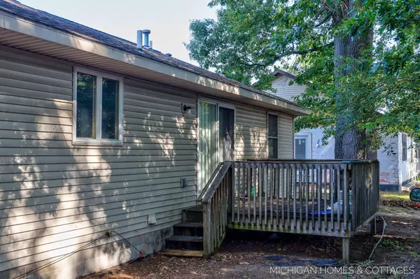 508 512 Quarterline Road, Muskegon, MI 49442