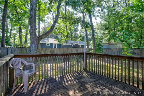 508 512 Quarterline Road, Muskegon, MI 49442