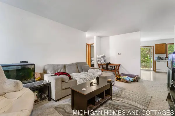 18604 168th Avenue, Spring Lake, MI 49456